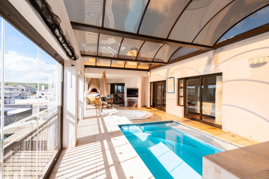 7 Bedroom Property for Sale in Myburgh Park Western Cape